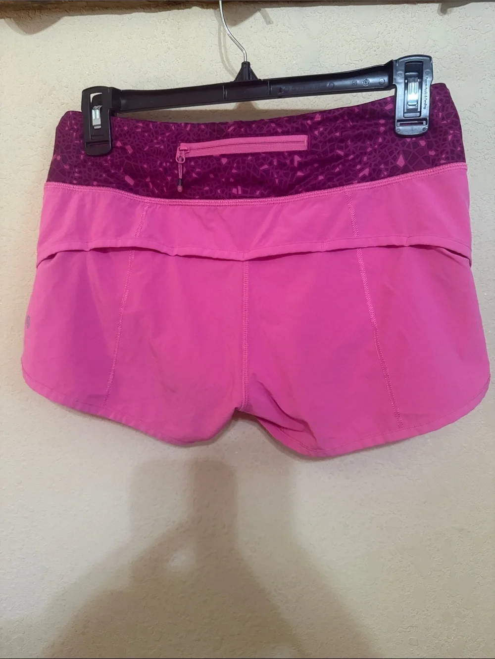 lululemon athletica speed short pink paradise 2.5” Magenta Patterned Waistband